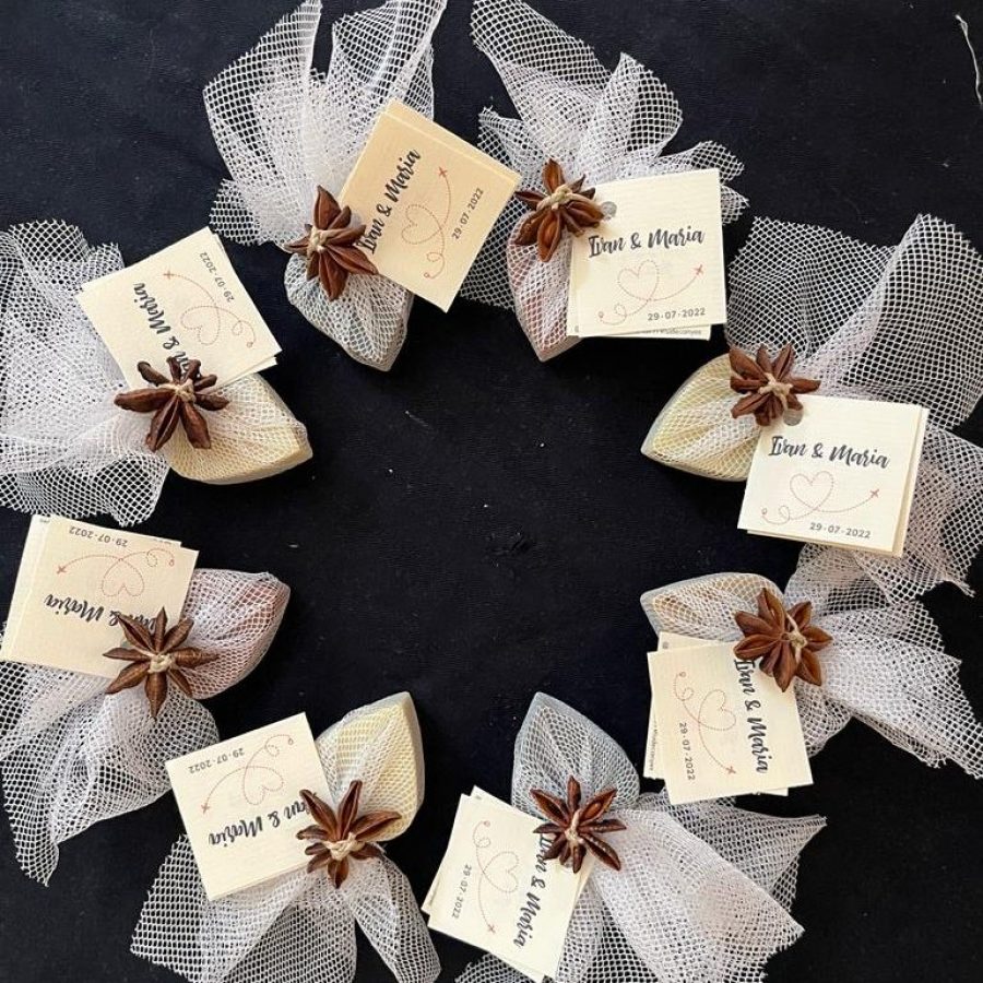 Details for wedding guests